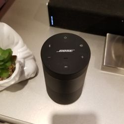 Bose Revolve