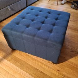 Ottoman w/storage