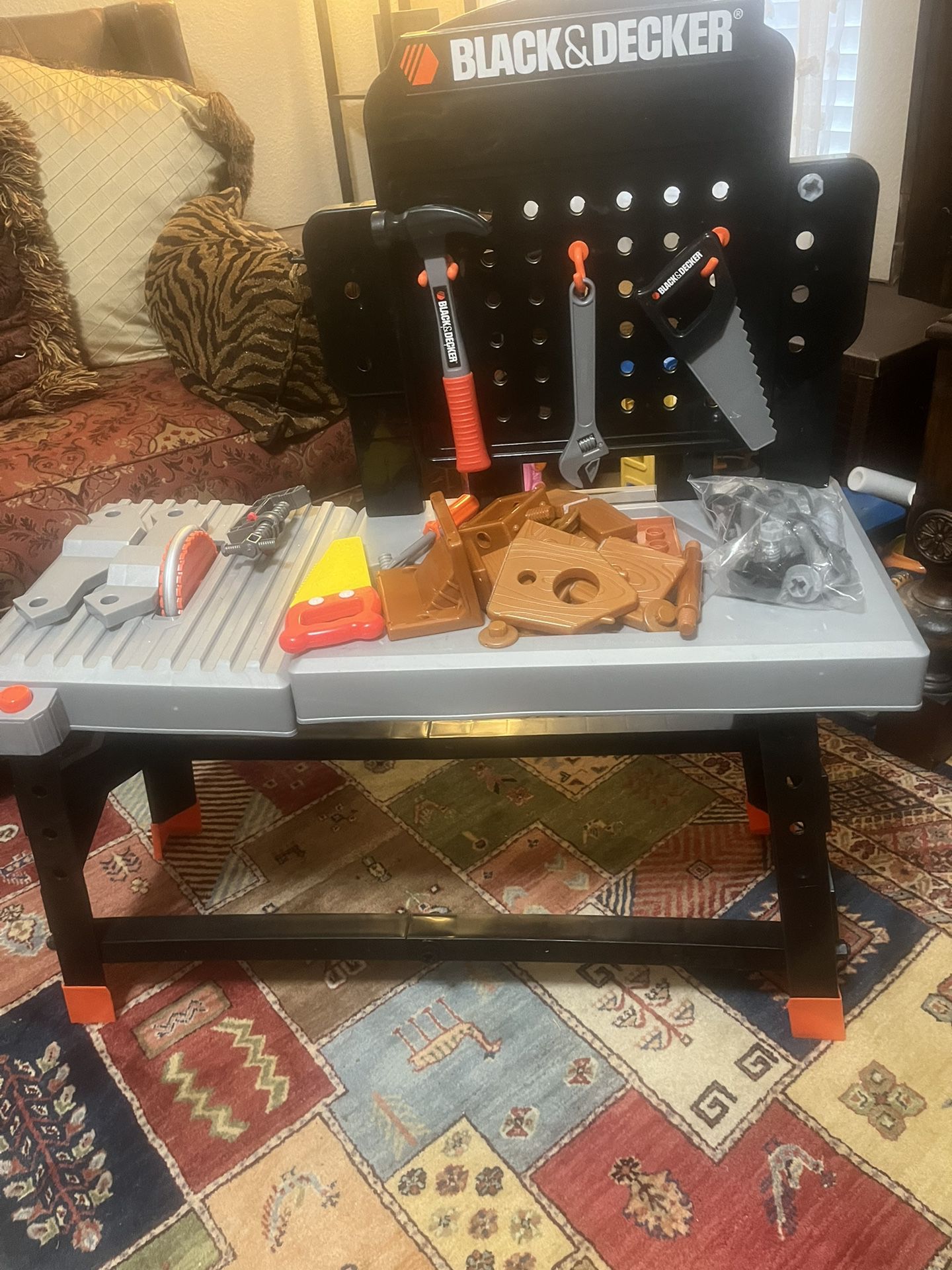 Black & Decker Toy Work Bench with Table Saw 