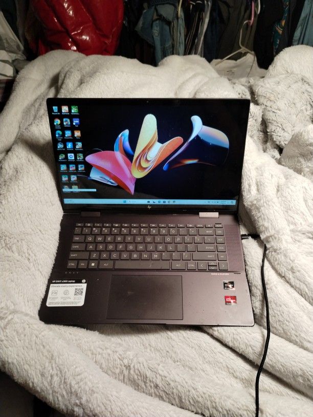HP LAPTOP