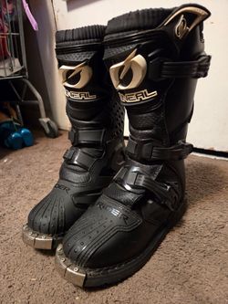 Kids riding boots