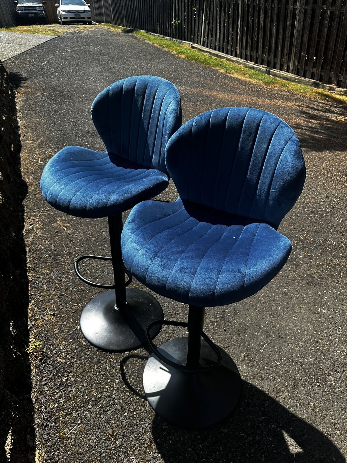 Blue Stools 
