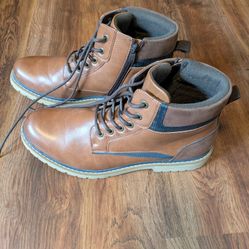 Men's Perry Ellis Chelsea Boots - Size 10.5