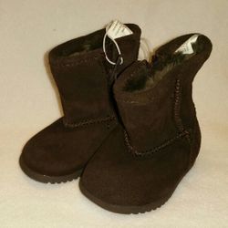 brand new boys or girls shoes in size 2