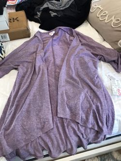 Lularoe New with tags Lindsay top size small