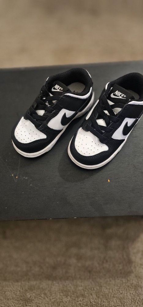 Nike Dunks