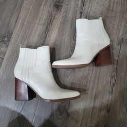 Marc Fisher Boots Size 9
