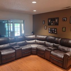 MOVE OUT SALE Sofa Recliners  