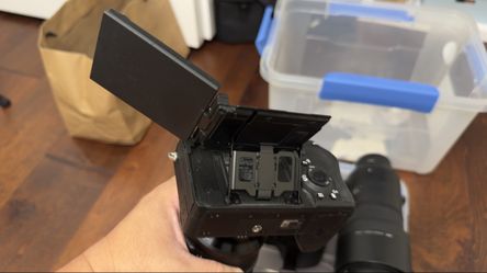 Sony A7R V Mirrorless Camera — Like New, ~8K Shutter