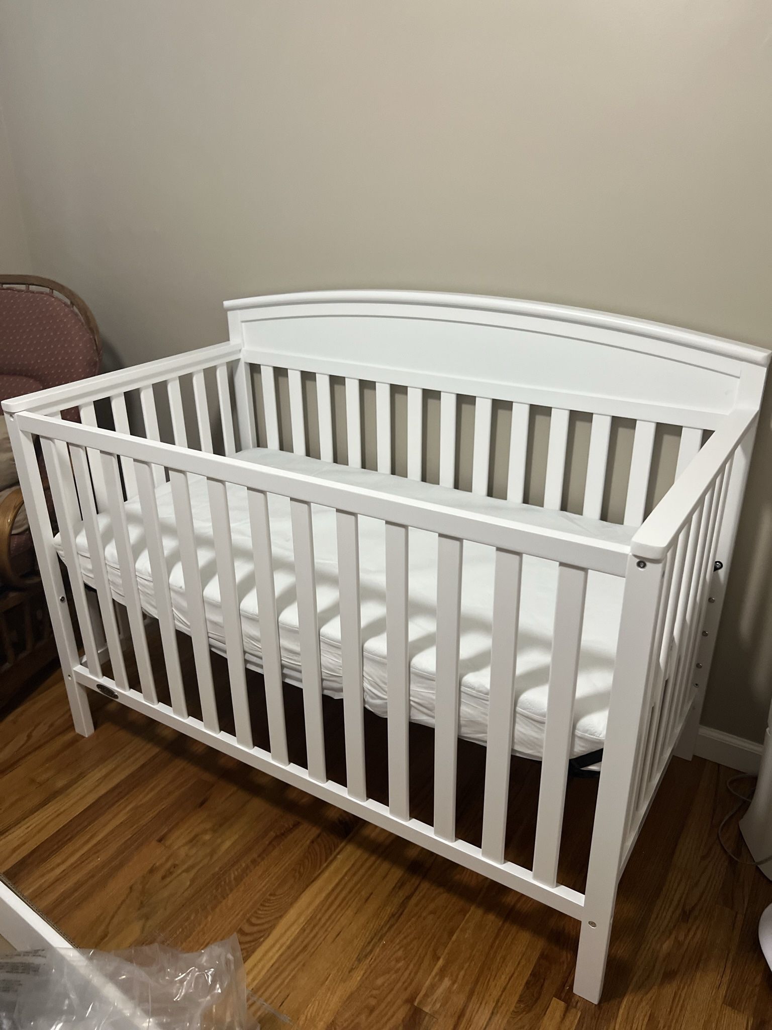 Graco Crib + Mattress
