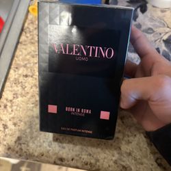 Valentino Uomo Born In Roma