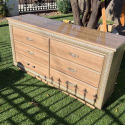 6 Drawer Dresser 