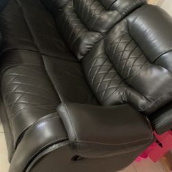 3 Seat Recliner Couch