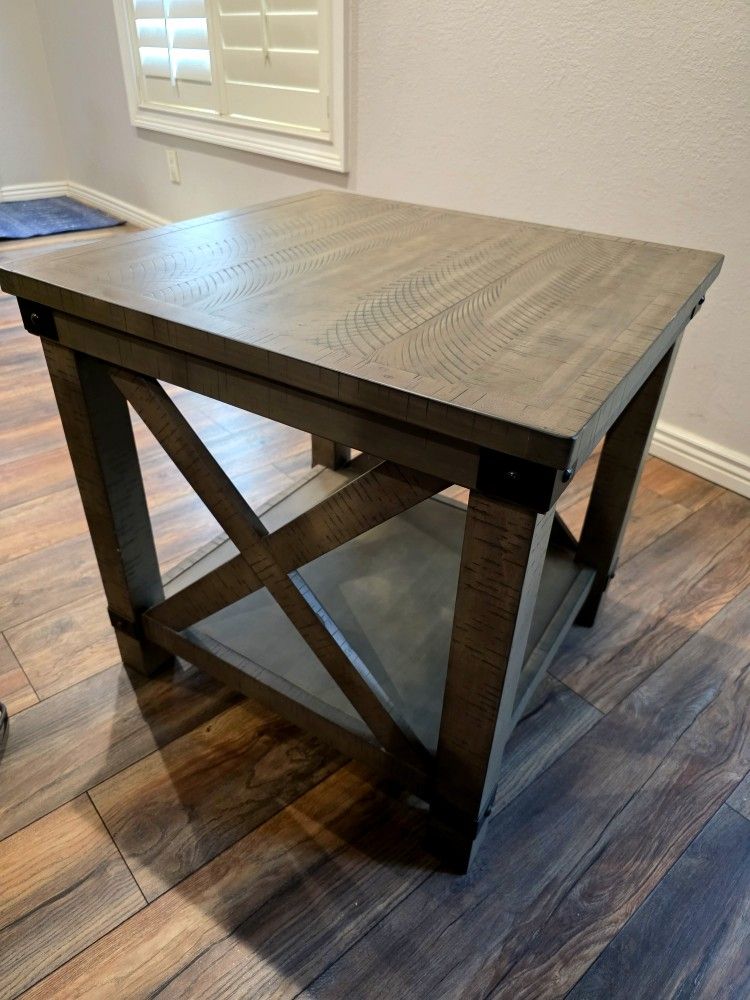 Night Stand/ End Tables *Set Of 2*