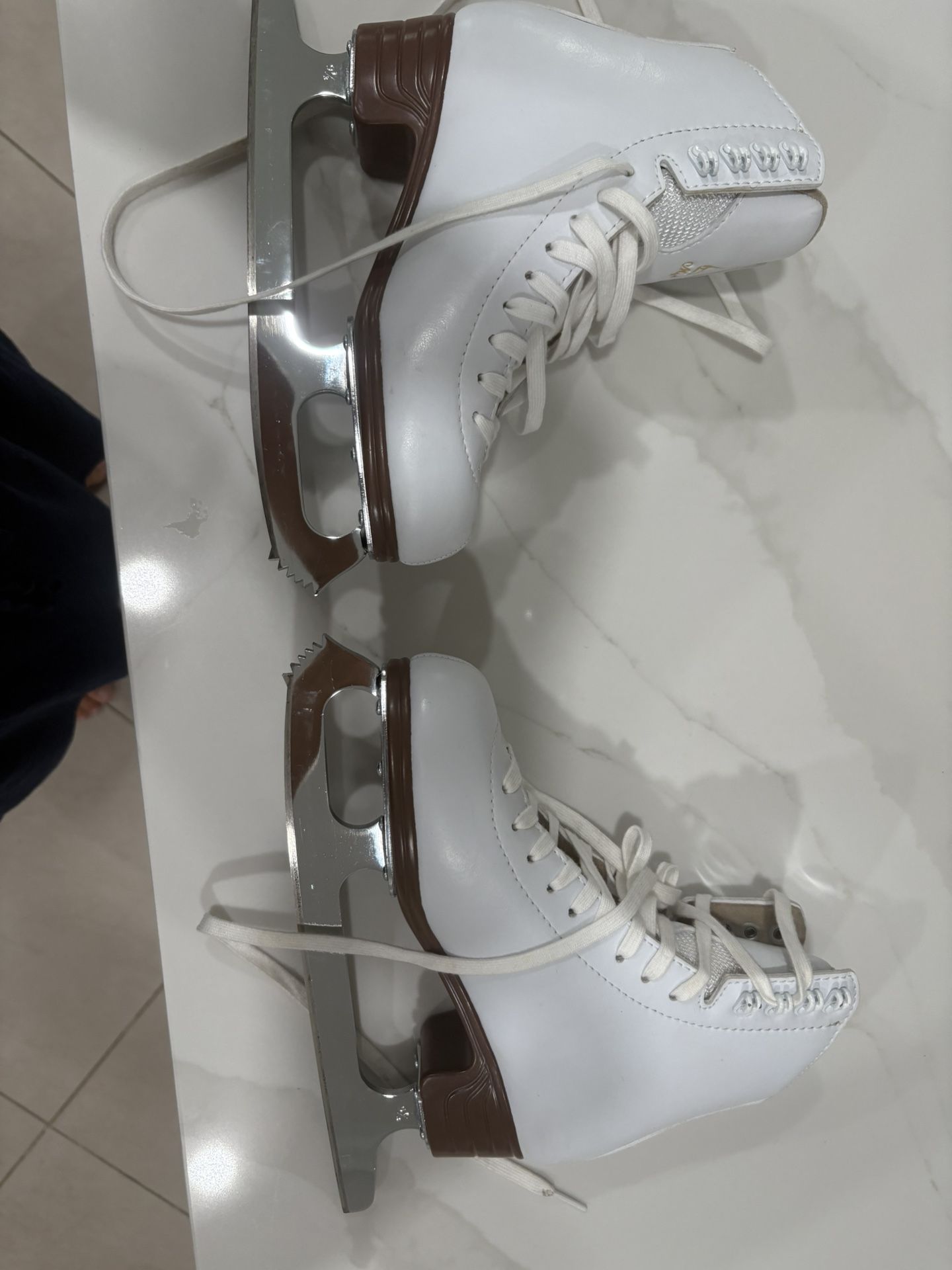 Jackson Mystique Ice Skates 