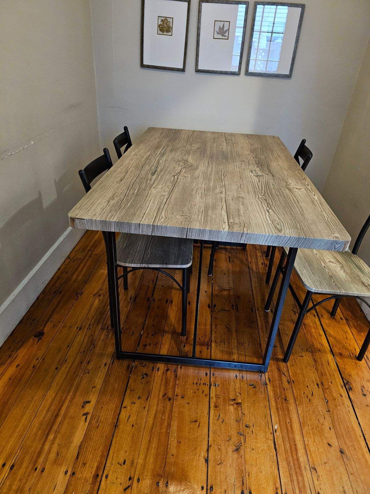 Small Dining Room Table And 4 Chairs