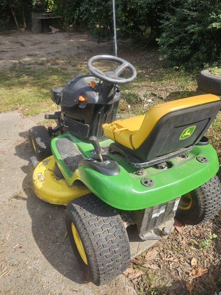 John Deer Riding Mower