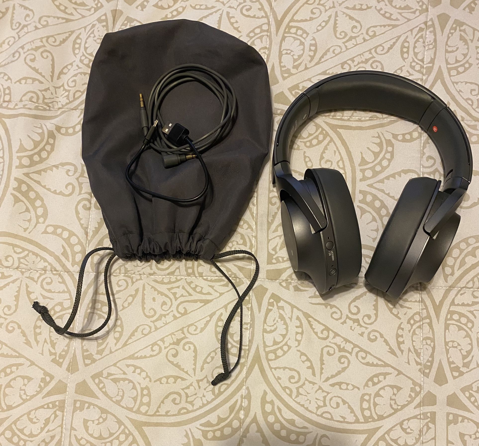 Wh H900n Headphones