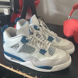 Jordan 4 Retro Military Blue