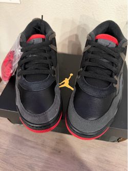 🆕 Nike Air Jordan 4 RM (GS) “Black/Varsity Red” – Size 6.5Y / Women’s 8