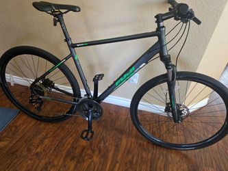 FUJI TRAVERSE ONE.5 HYBRID BIKE