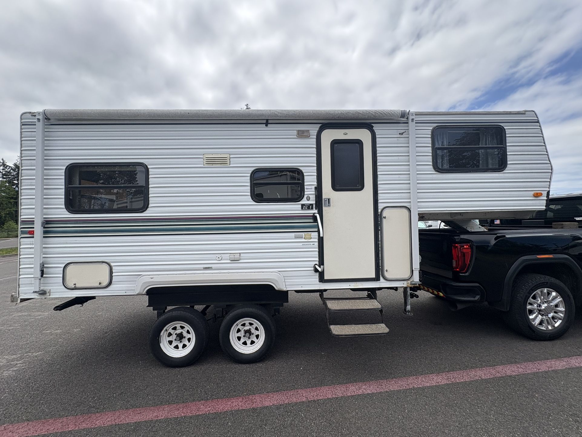 1995 Sportmaster Fifth wheel 21FT