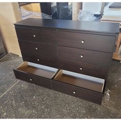 8 drawers dresser with rails / Eight drawers dresser with rails