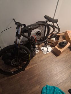 Zeda Screaming Demon V2 Engine-Ready Motorized Bicycle Frame plus engine and full kit set up. (Manual for it as well)