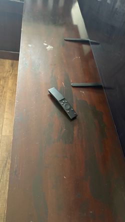 TV Stand (brown) MOVING SALE  MUST  GO ASAP