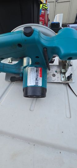 Makita circular saw