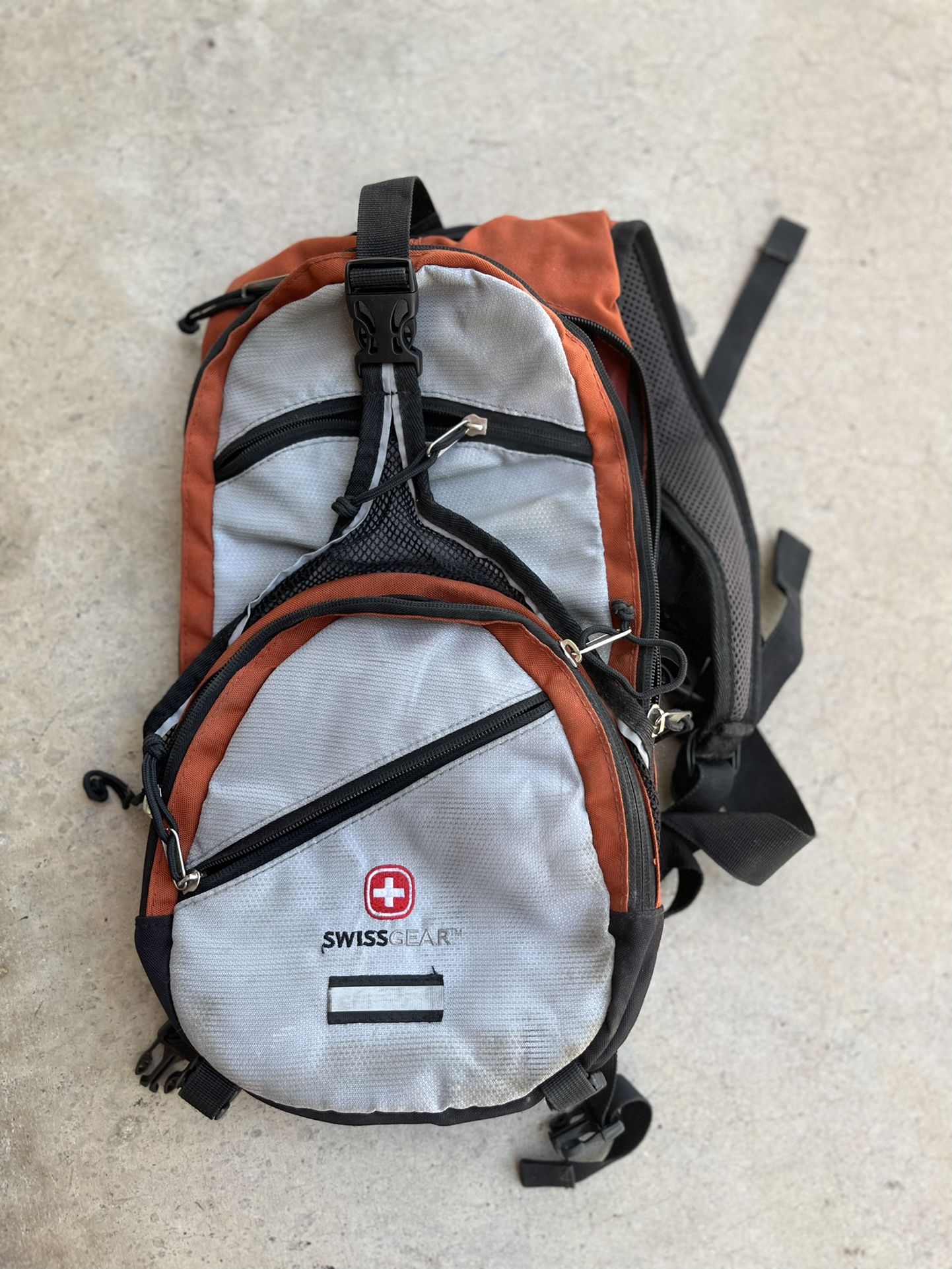 Hydration Backpack Hiking Swiss Gear