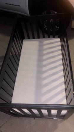 BABY CRIB
