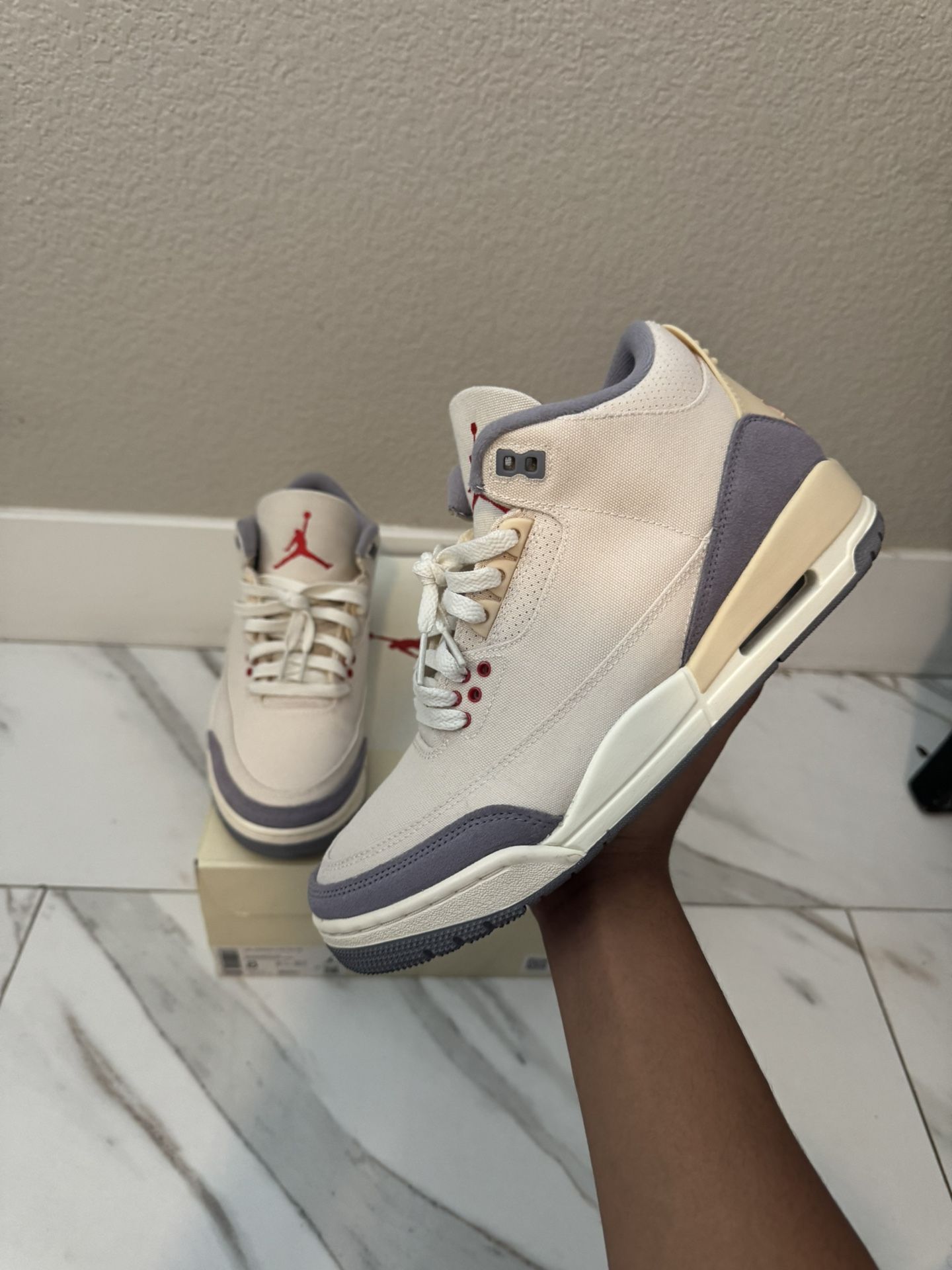 Jordan Muslin 3s