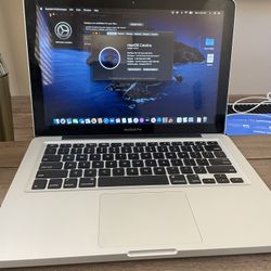 MacBook Pro 13 Inch 