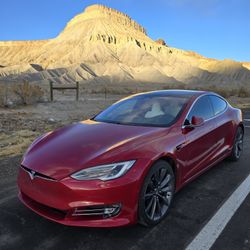2017 Tesla Model S