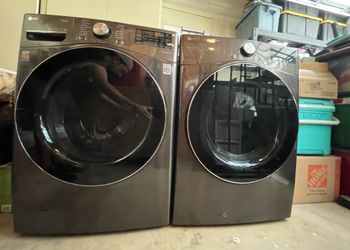LG Washer and Dryer (ThinQ)