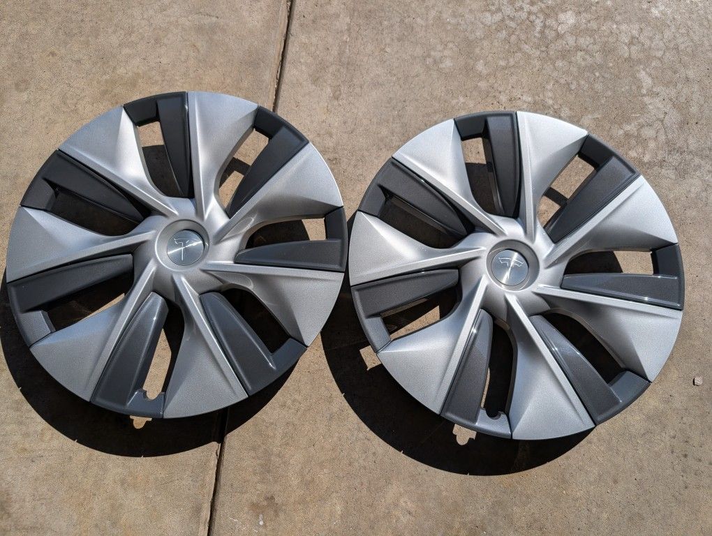 Tesla Hubcaps
