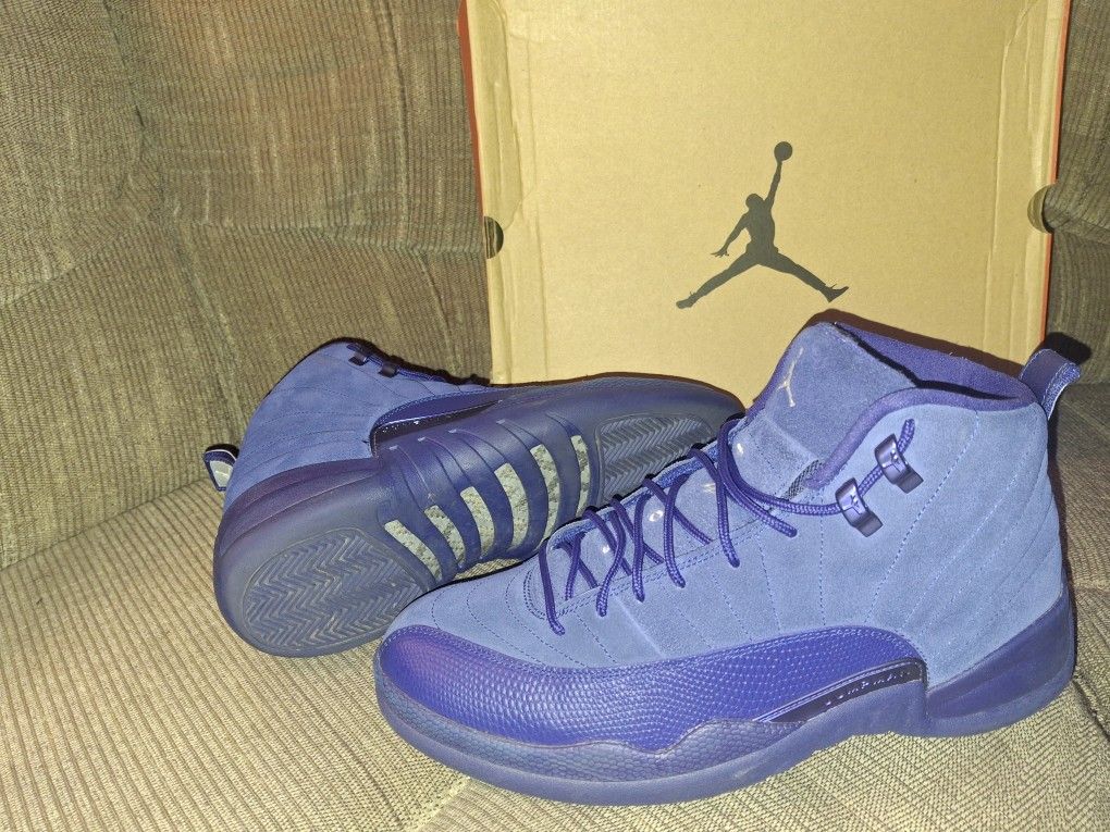 Air Jordan 12 Retro "Deep Royal Blue"