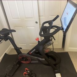 Peloton Bike Like New (2020) $500 OBO 
