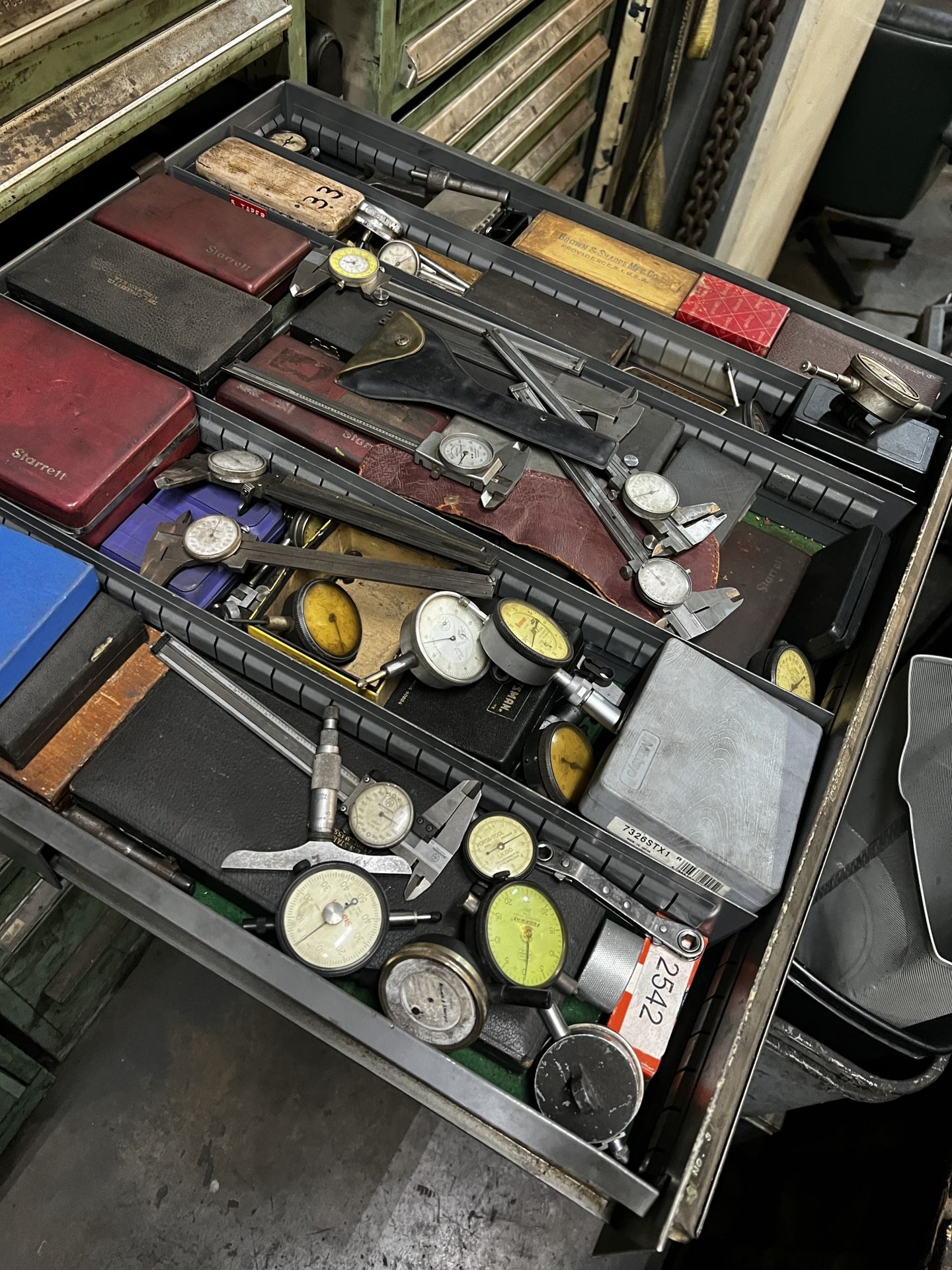 Dial Indicator Calipers Measuring