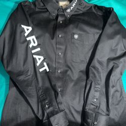 ARIAT. LONG-SLEEVE. BUTTON-UP. LARGE. 