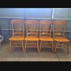 4 Oak Dining Chairs W/FREE TABLE