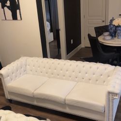 Leather Sofa Great Condtion