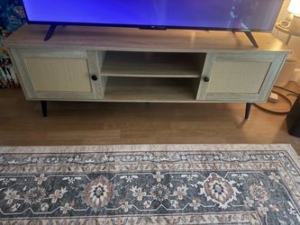 Modern Rattan TV Stand – Mid-Century Style, Great Condition