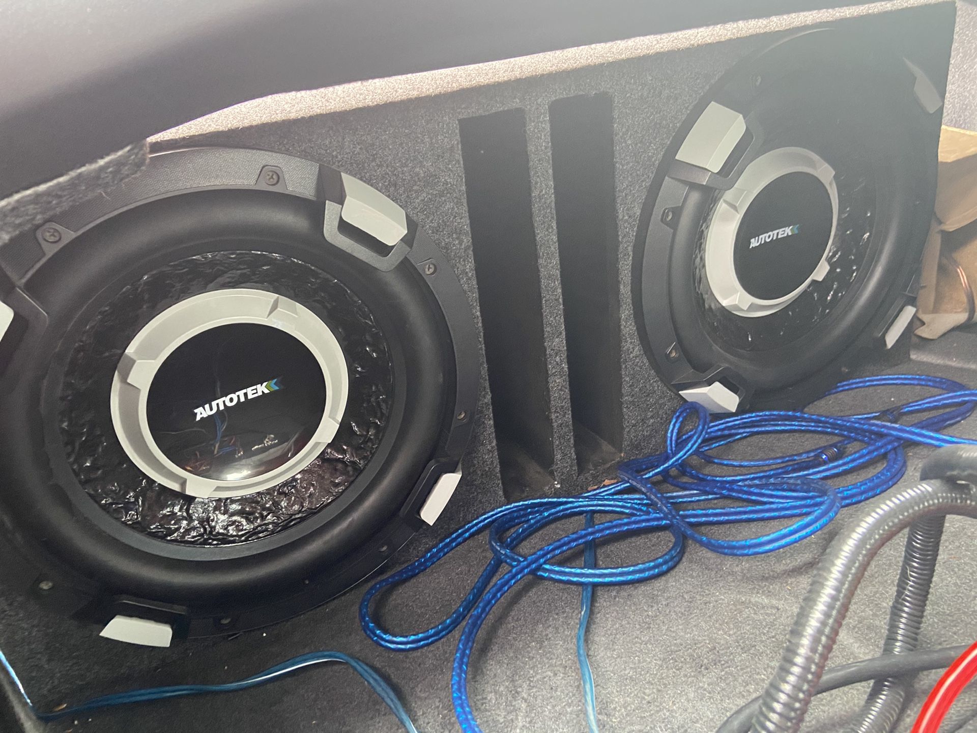 Bass de 12 autotek