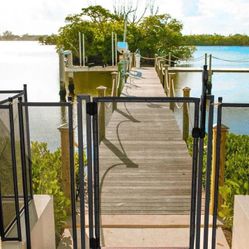 New Pool Fence DIY Gate Door