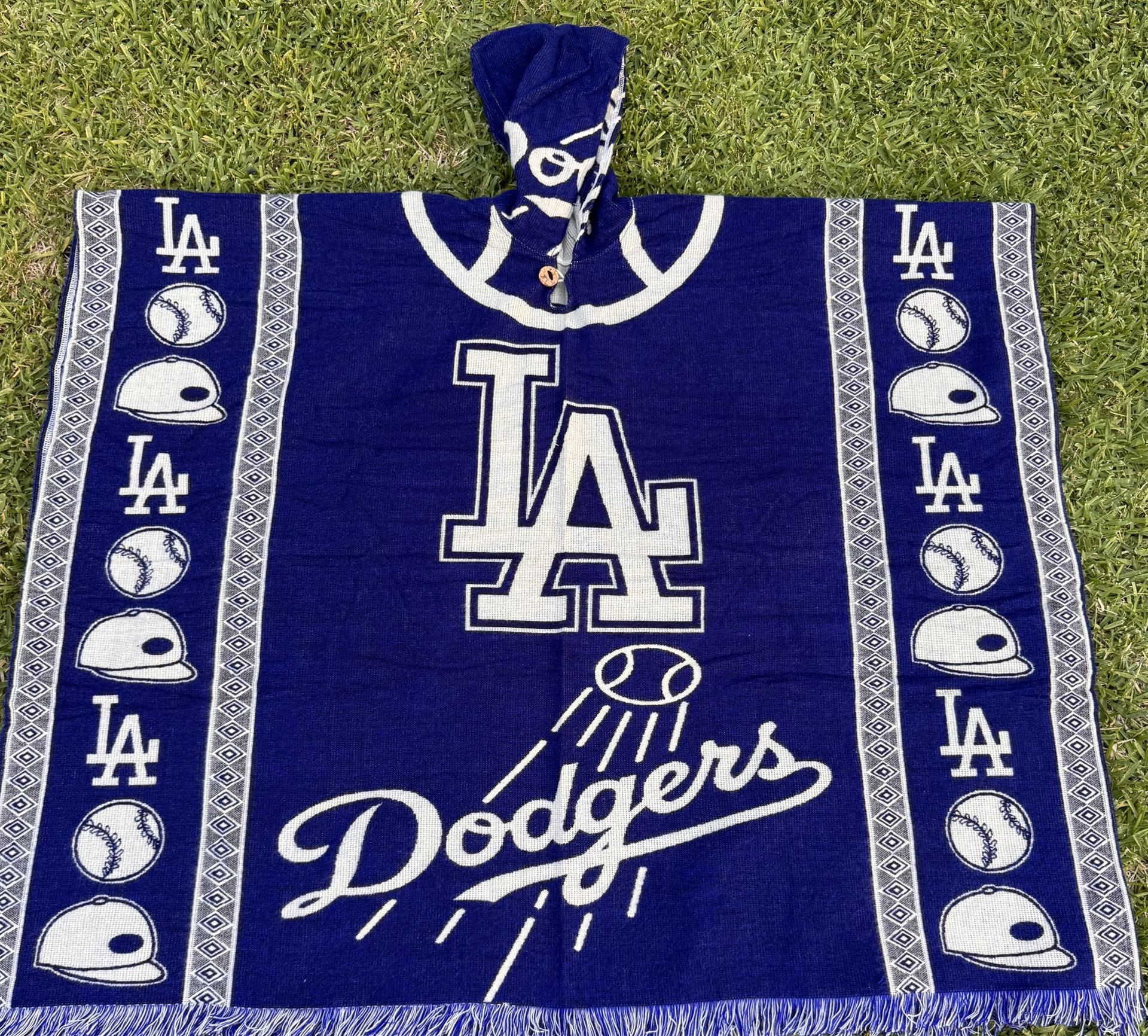 Dodgers Adult Size Alpaca Poncho