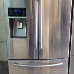 Samsung Refrigerator With Two Ice Makers