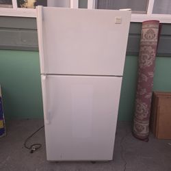 Whirlpool Refrigerator 