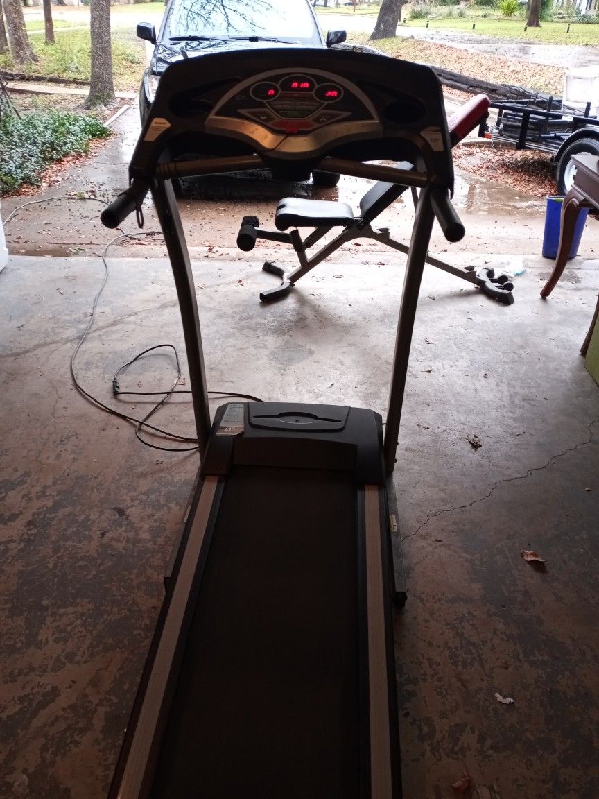 TRIUMPH 415T Treadmill 2.25hp Motor for Sale in College Station